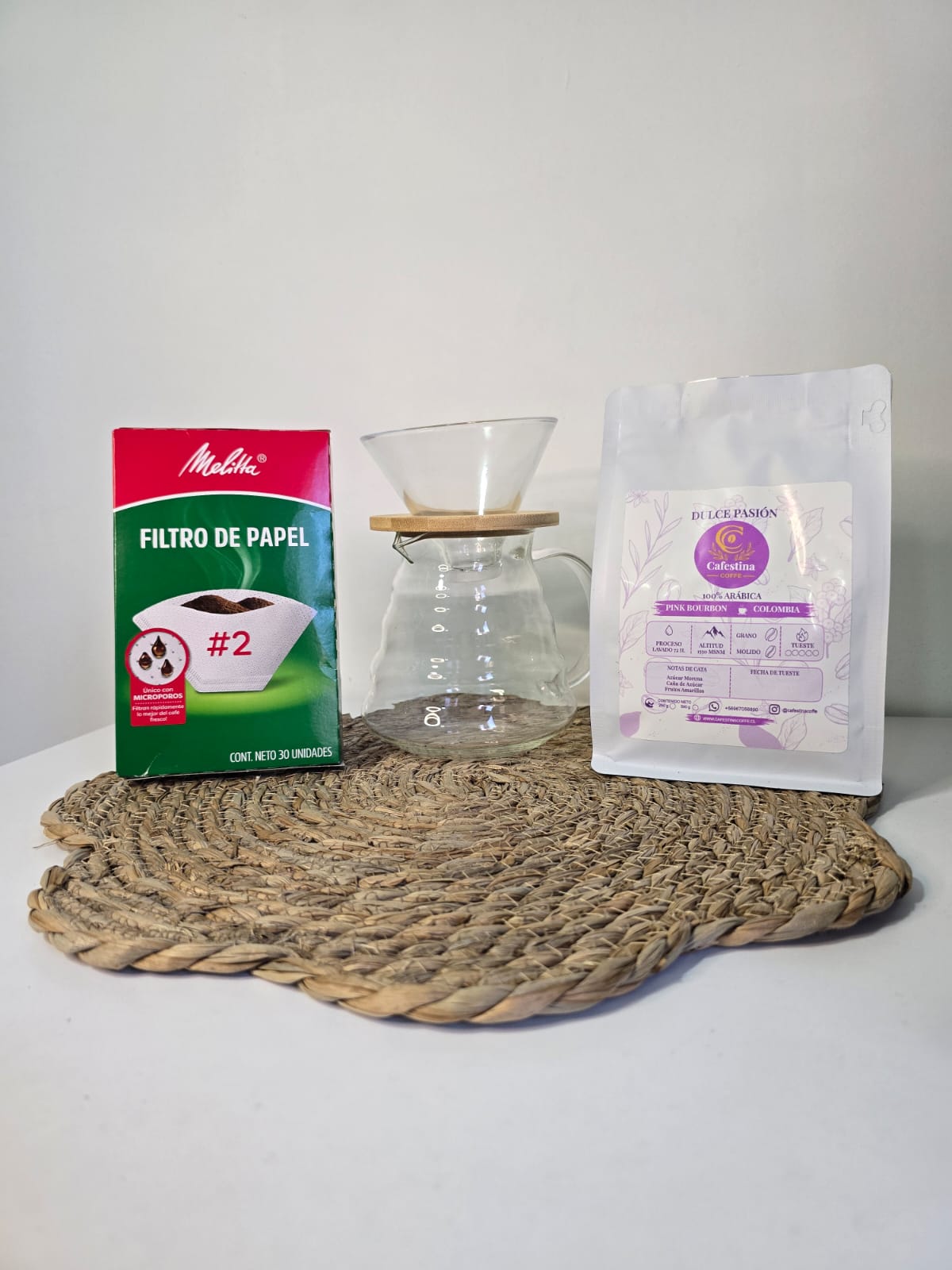 Café de especialidad 250 g + cafetera v60 +  30 filtro