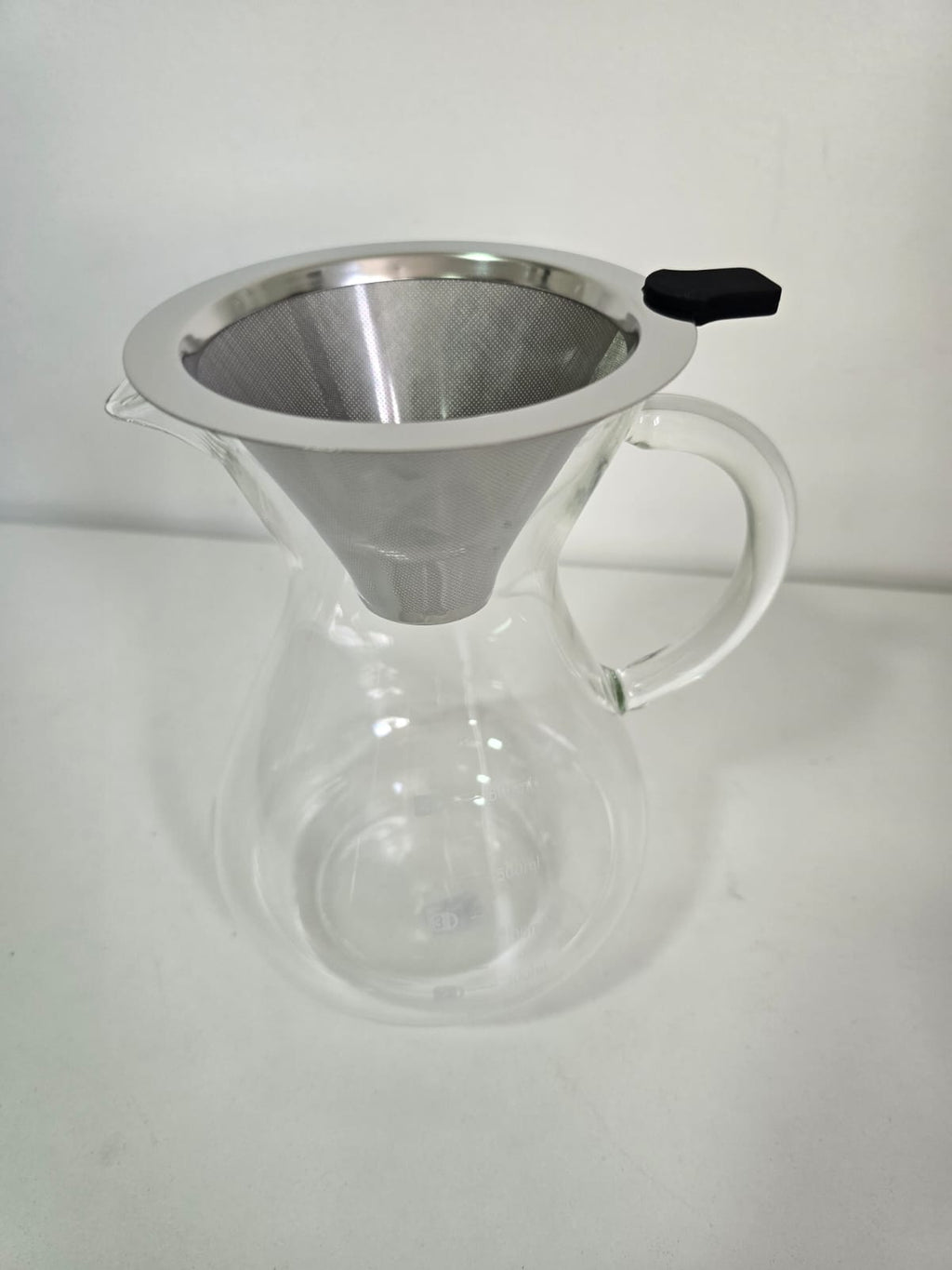 Cafetera v60 con filtro reutilizable acero inoxidable + tripack cafestina coffee